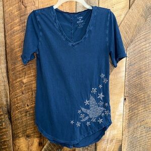 Life is Good Embroidered V Neck Bird and Flowers Size XS